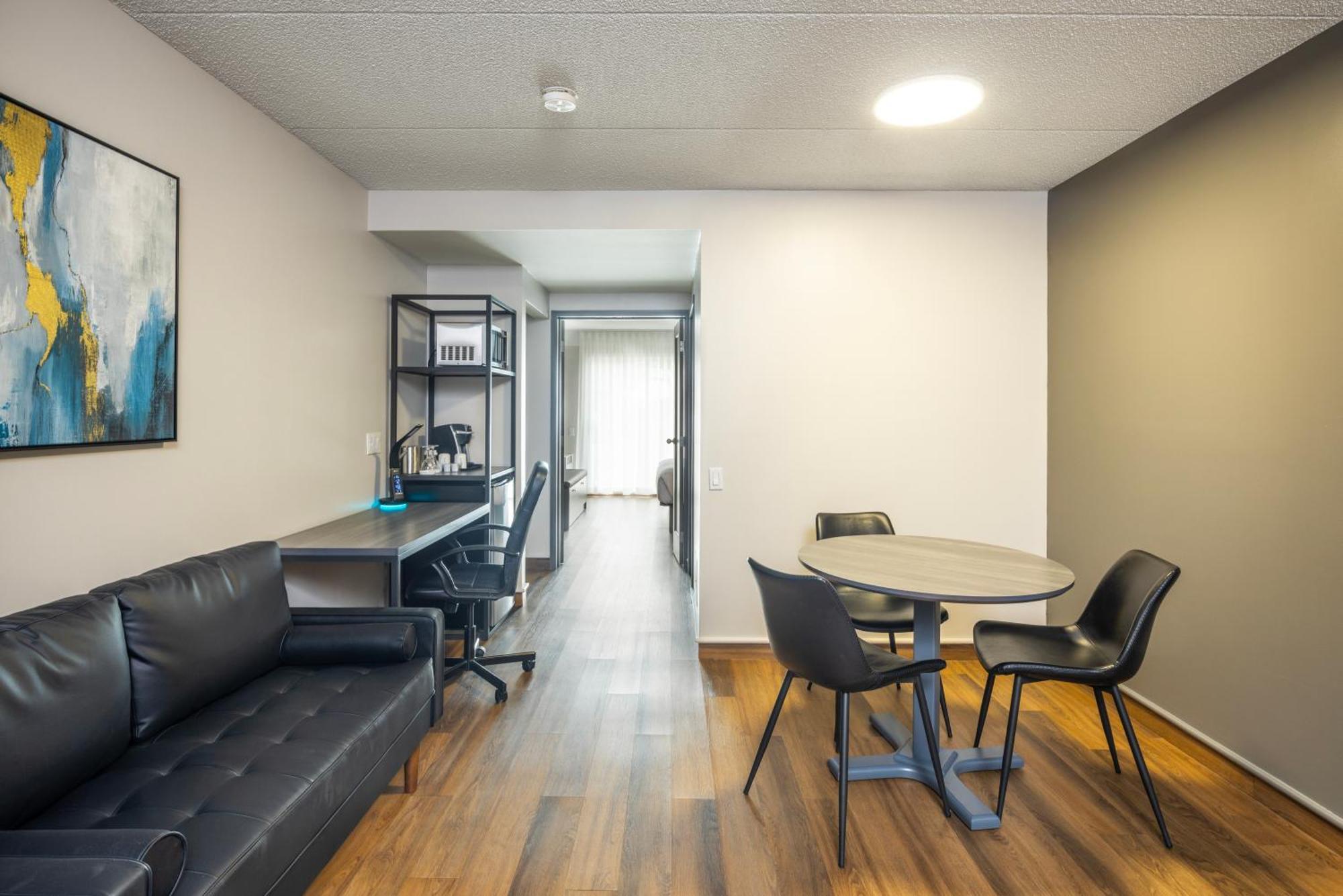 Les De Laviolette Ascend Collection Hotel 3*