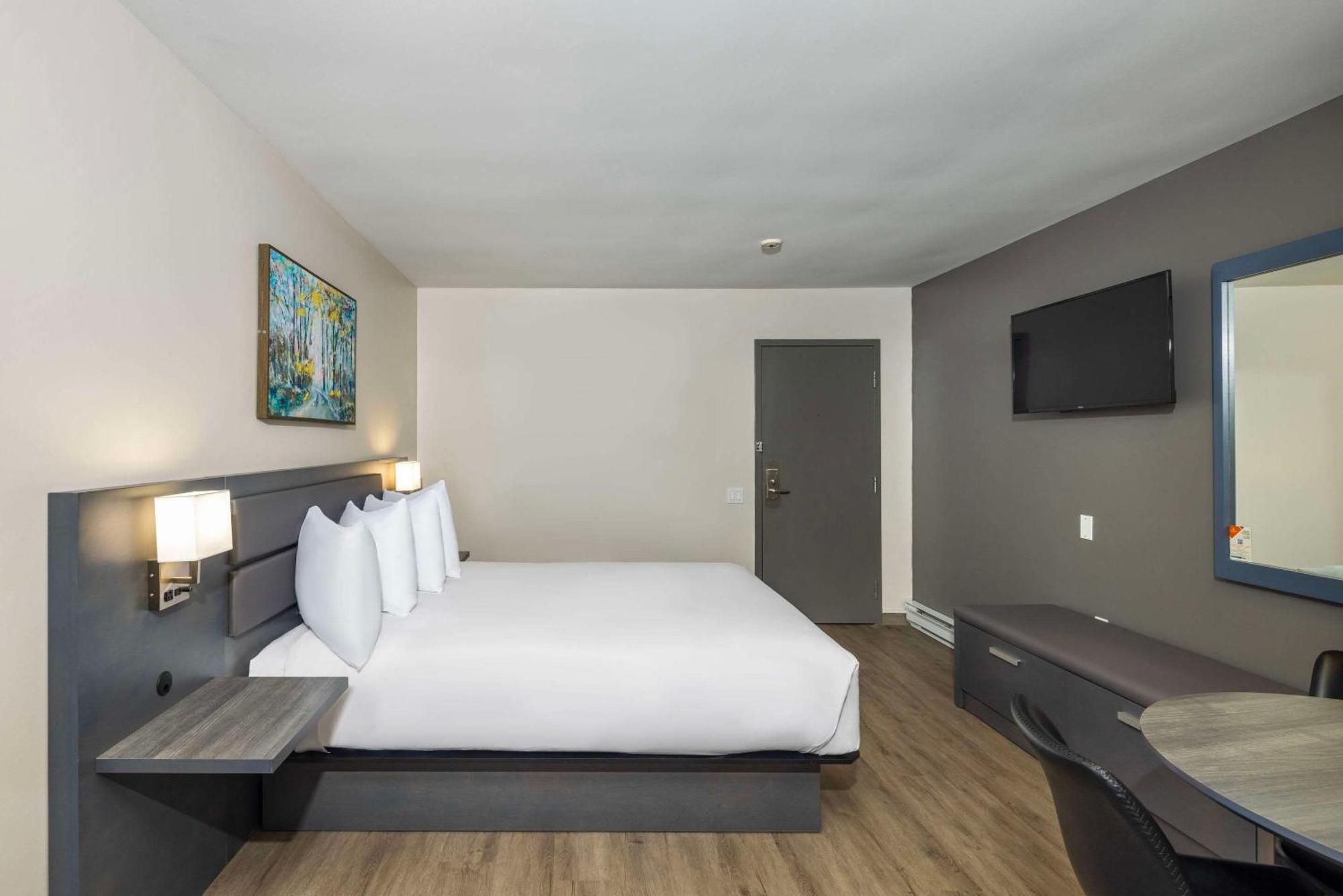 Les De Laviolette Ascend Collection Hotel 3*
