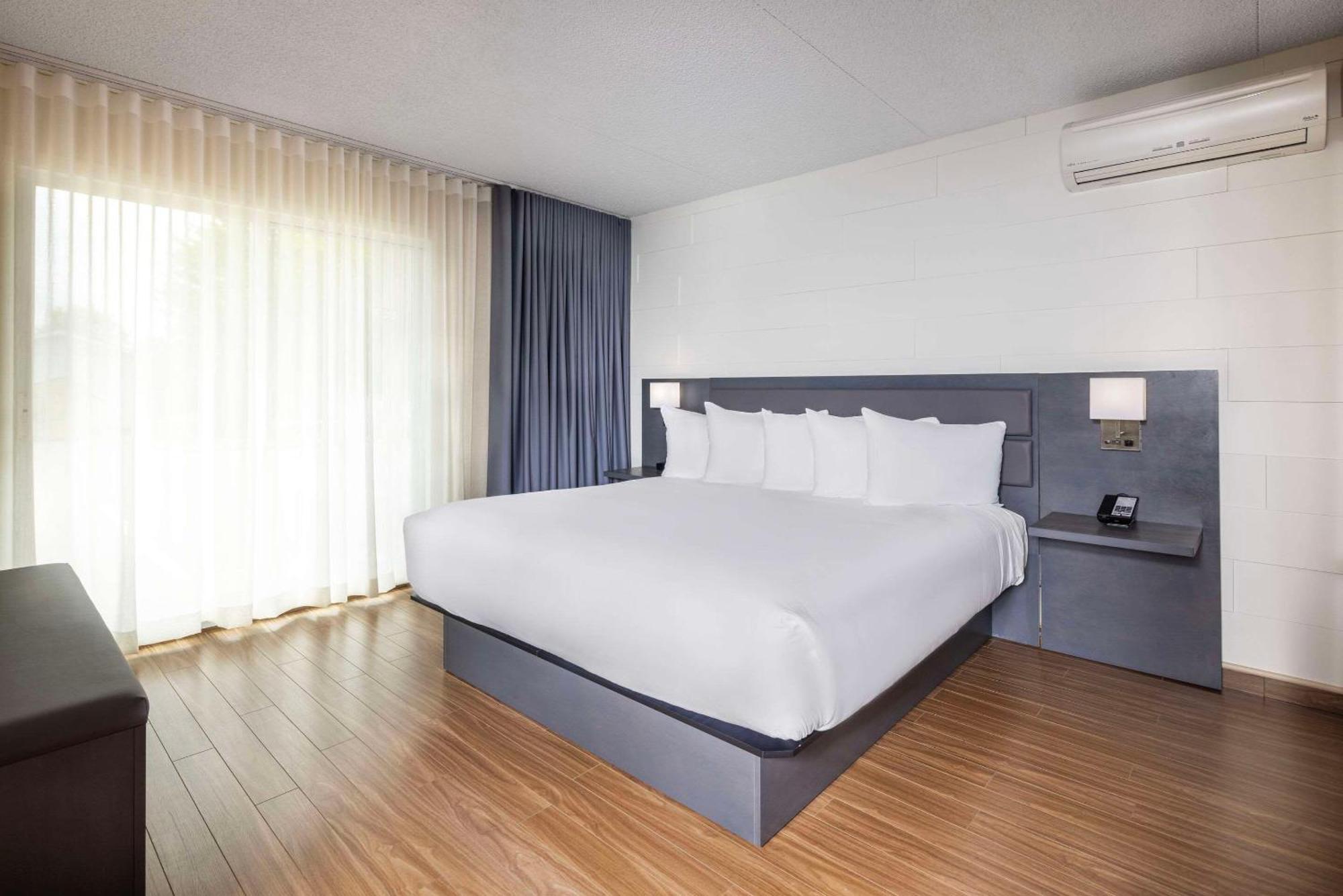 Les De Laviolette Ascend Collection Hotel 3*